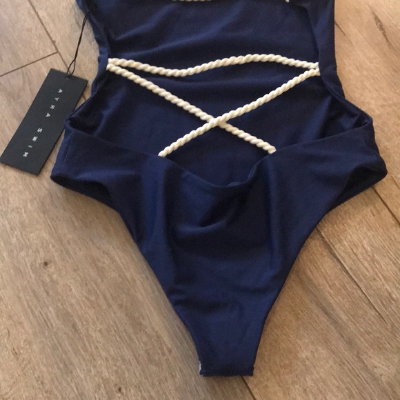 Ayra swim one piece - Picture 6 of 8